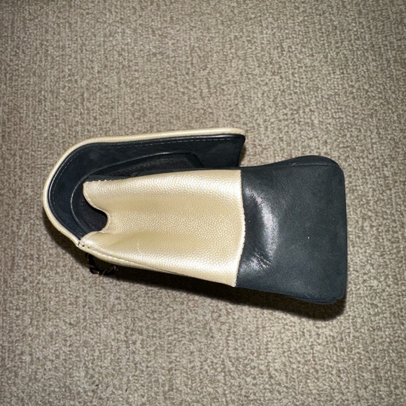 Chanel Bicolor Classic Pure Double Flap Bag Caviar and Iridescent Calfskin Jumbo - Picture 7 of 10